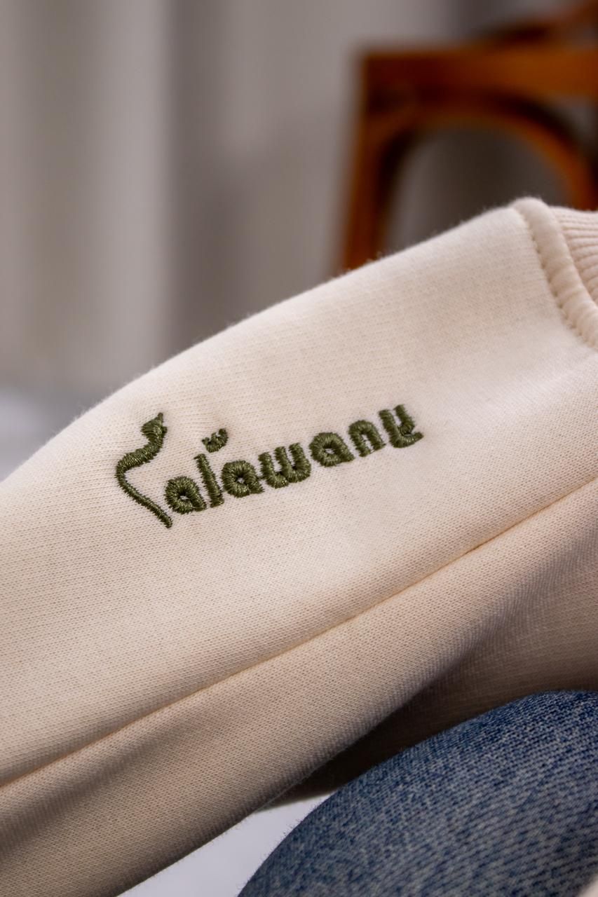 Creamy kotshena hoodie thumbnail