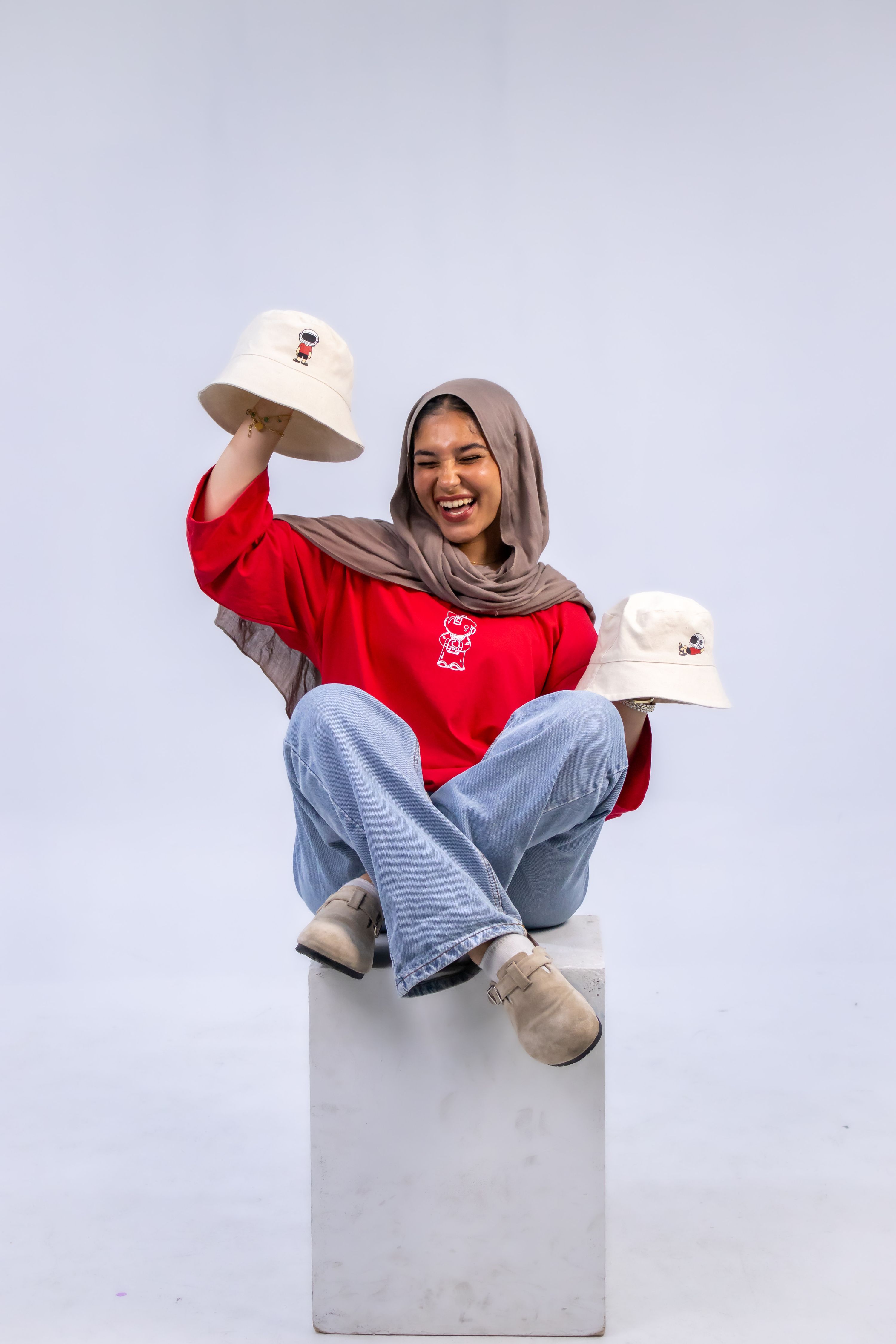 Mallawany bucket hat thumbnail