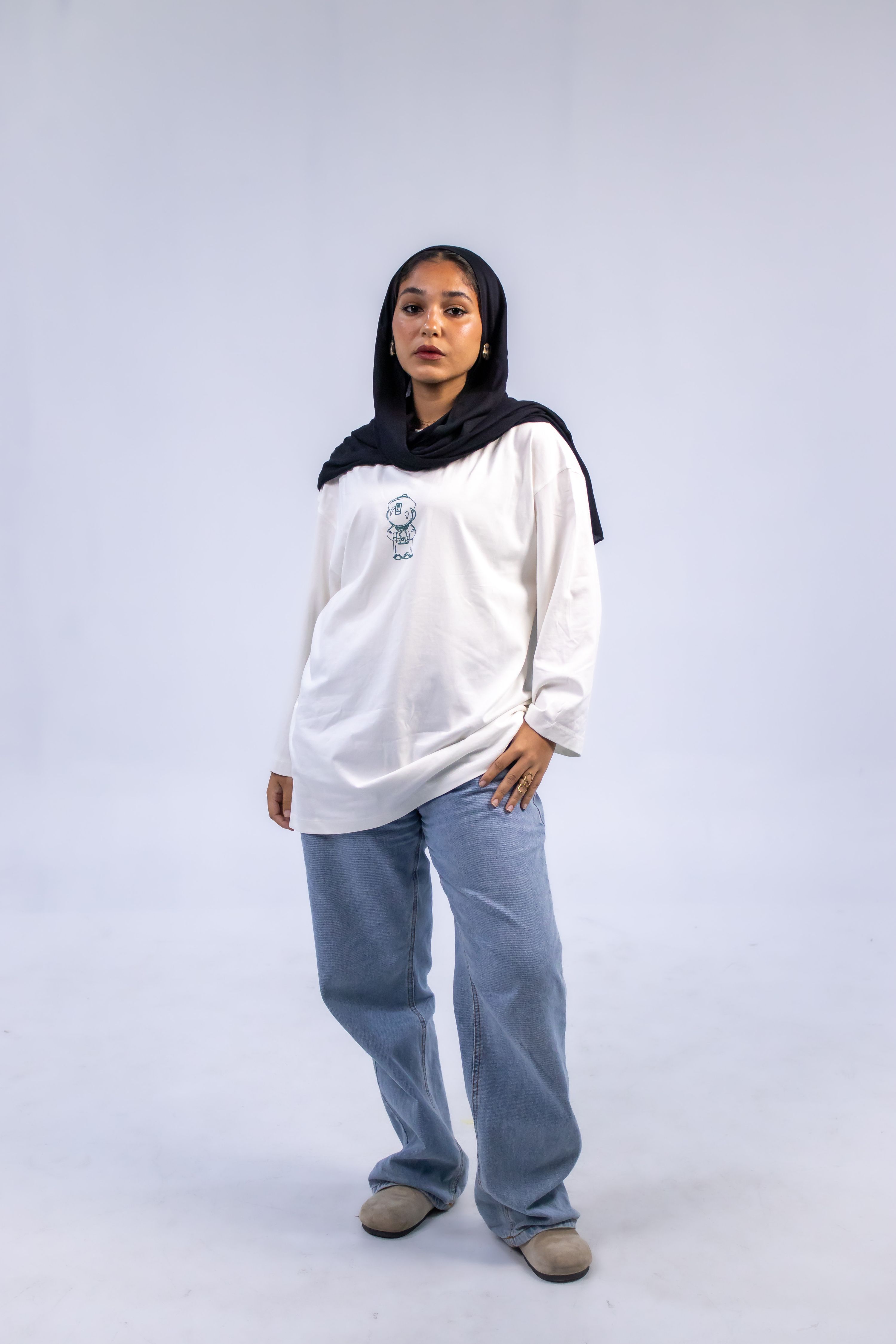 Off White seeny hijabi tee